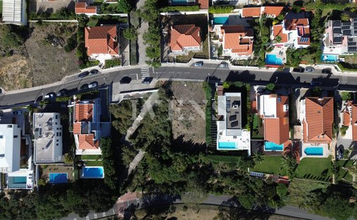 Terreno en Carnaxide y Queijas, Distrito de Lisboa, Portugal 1