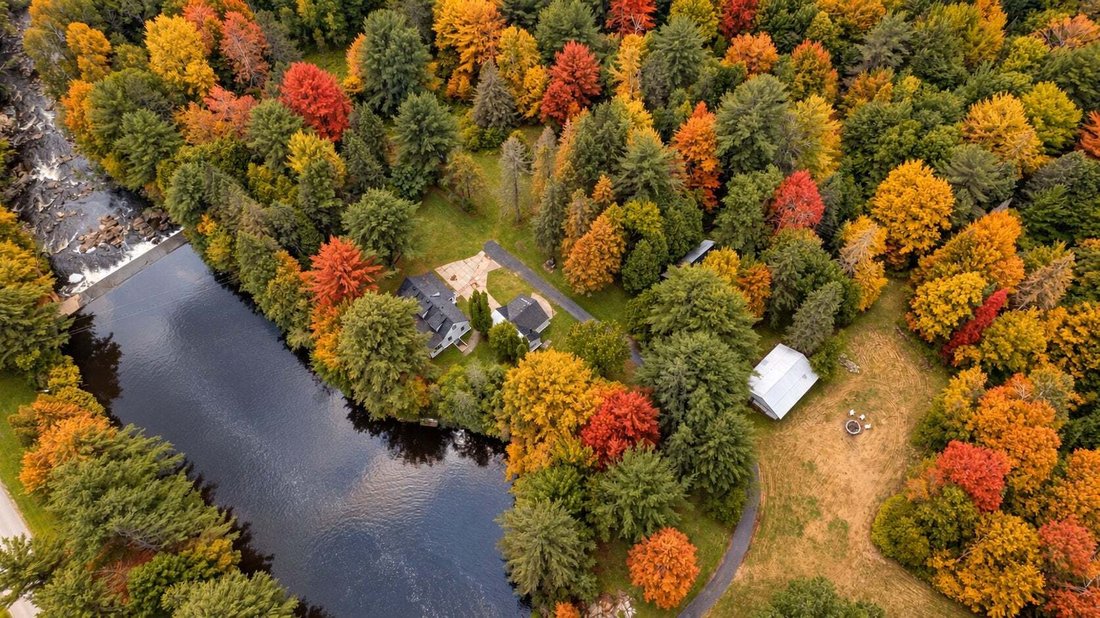 House in Saint-Calixte, Quebec, Quebec, Canada 1 - 18801444