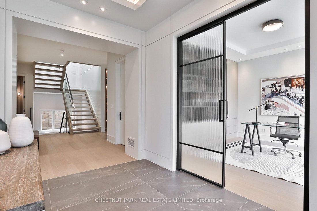 Haus in Toronto, Ontario, Kanada 3 - 18828002