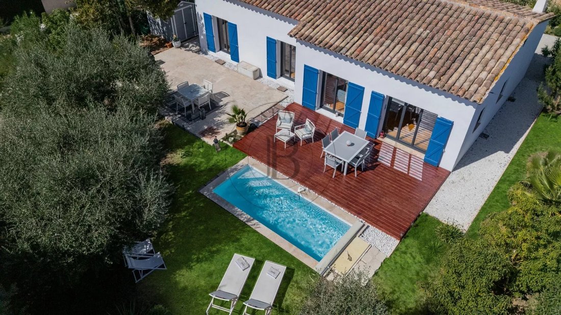 Villa en Mougins, Provenza-Alpes-Costa Azul, Francia 1 - 18827928