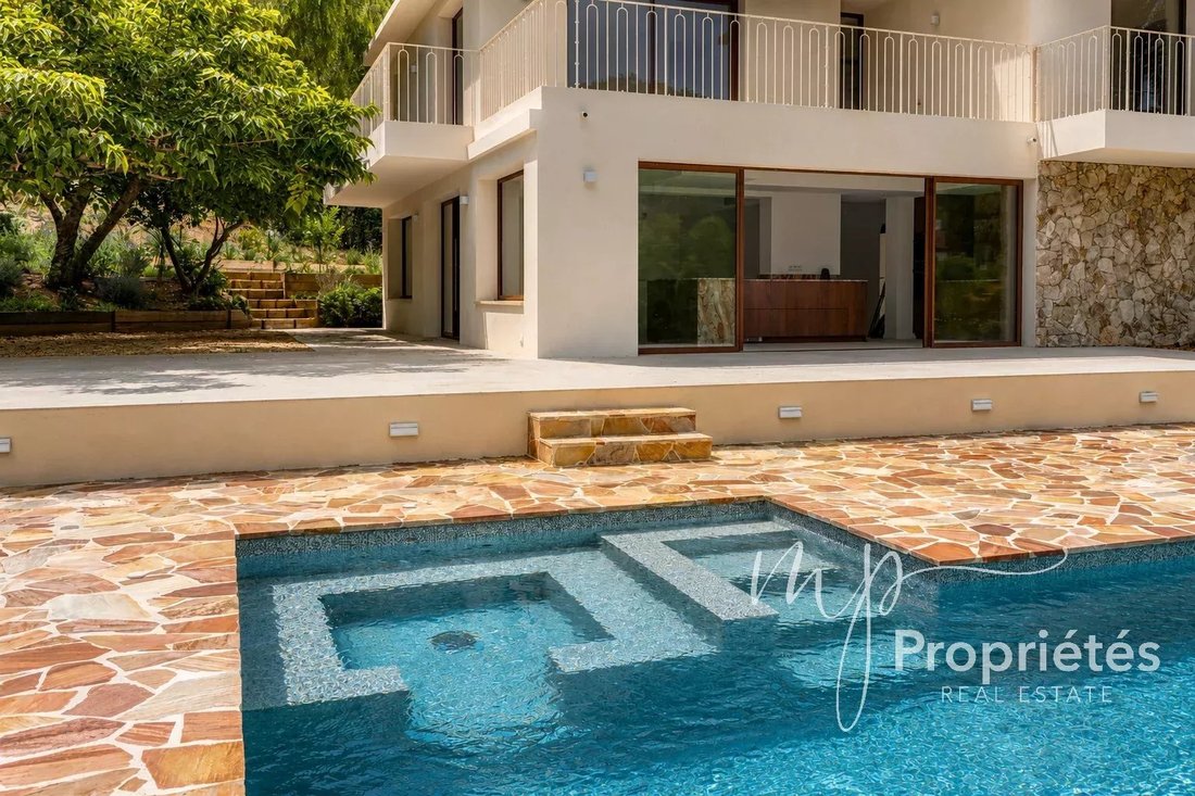 Villa en La Croix-Valmer, Provenza-Alpes-Costa Azul, Francia 5 - 18827841