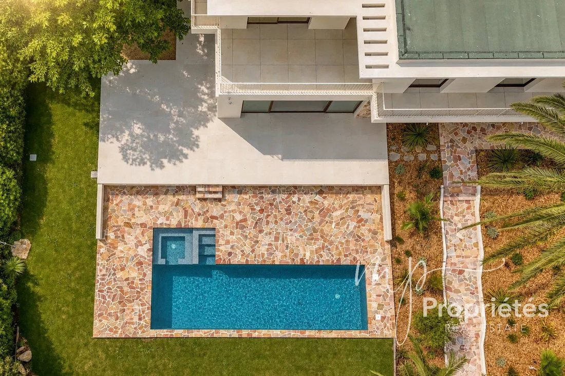 Villa en La Croix-Valmer, Provenza-Alpes-Costa Azul, Francia 4 - 18827841