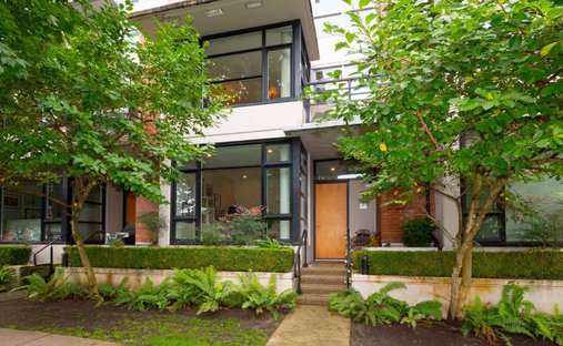 Townhouse in Vancouver, British Columbia, Canada 1