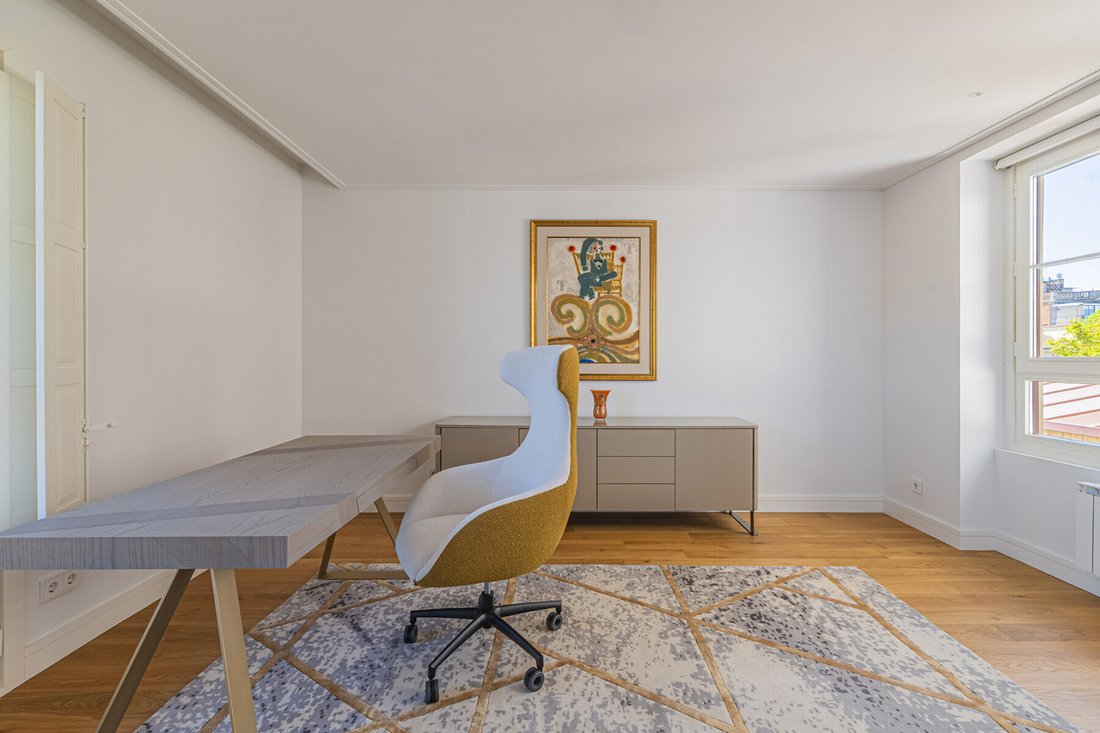 Wohnung in Eixample, Barcelona, Spanien 5 - 18828006