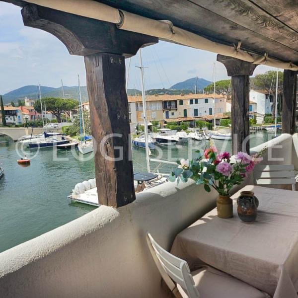 Apartamento en Grimaud, Provenza-Alpes-Costa Azul, Francia 1 - 18827974