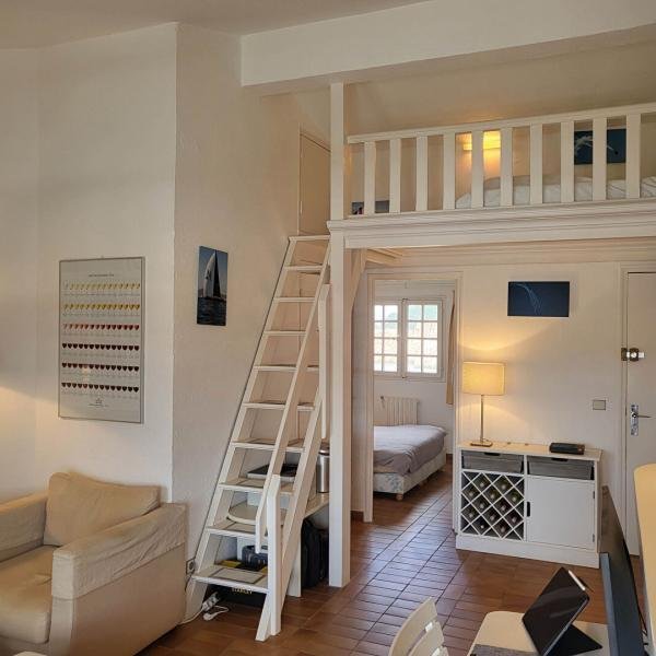 Apartamento en Grimaud, Provenza-Alpes-Costa Azul, Francia 2 - 18827974