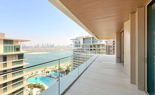 Apartment in Palm Jumeirah, Dubai, United Arab Emirates 1