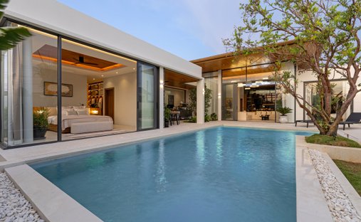 Villa in Thep Krasatti, Phuket, Thailand 1