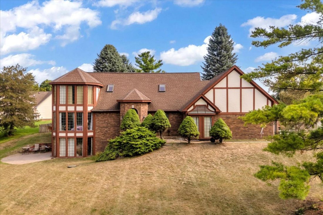 Casa a South Lyon, Michigan, Stati Uniti 2 - 18828686