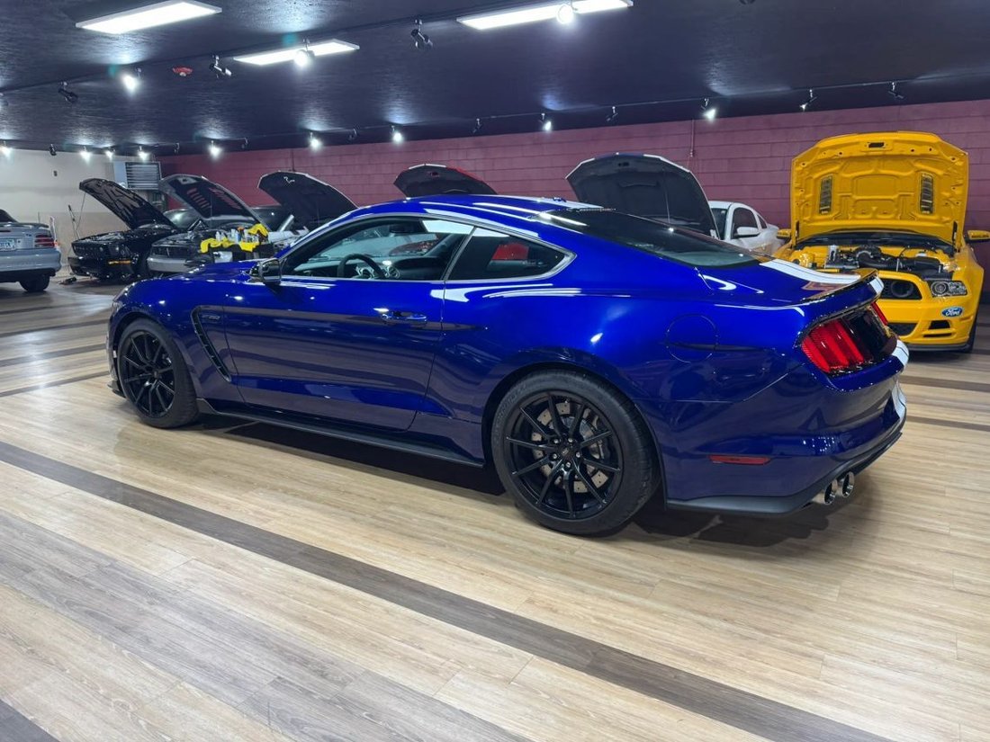Coupe in Greenfield, IN, United States 5 - 18799211