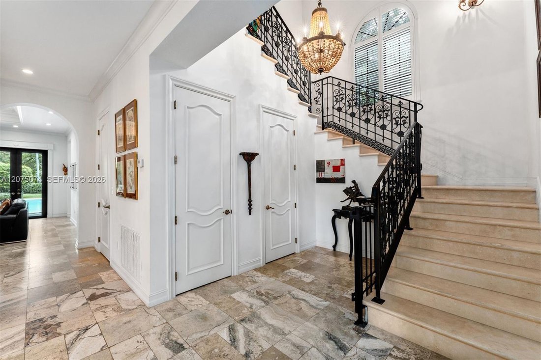 Haus in Coral Gables, Florida, Vereinigte Staaten 5 - 18828639
