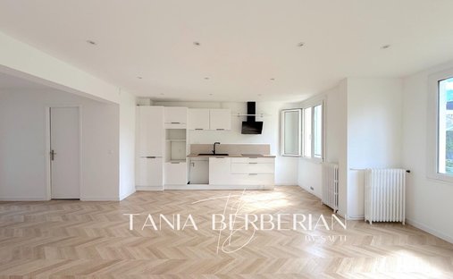 Apartment in Plateau Ouest, Suresnes, France 1