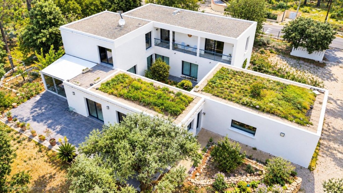 Maison à Régusse, Provence-Alpes-Côte d'Azur, France 1 - 18828907