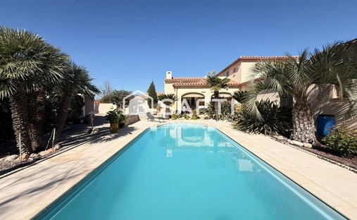 House in Les Platanes, Perpignan, France 1