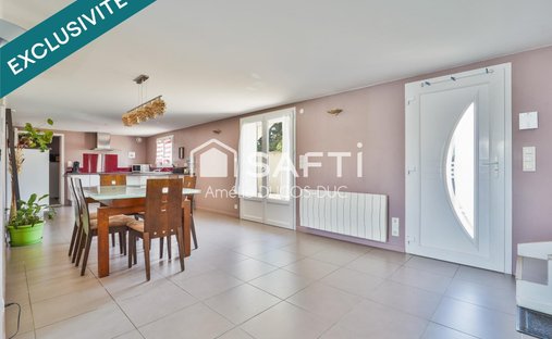 Casa en La Lesque, Eysines, Francia 1