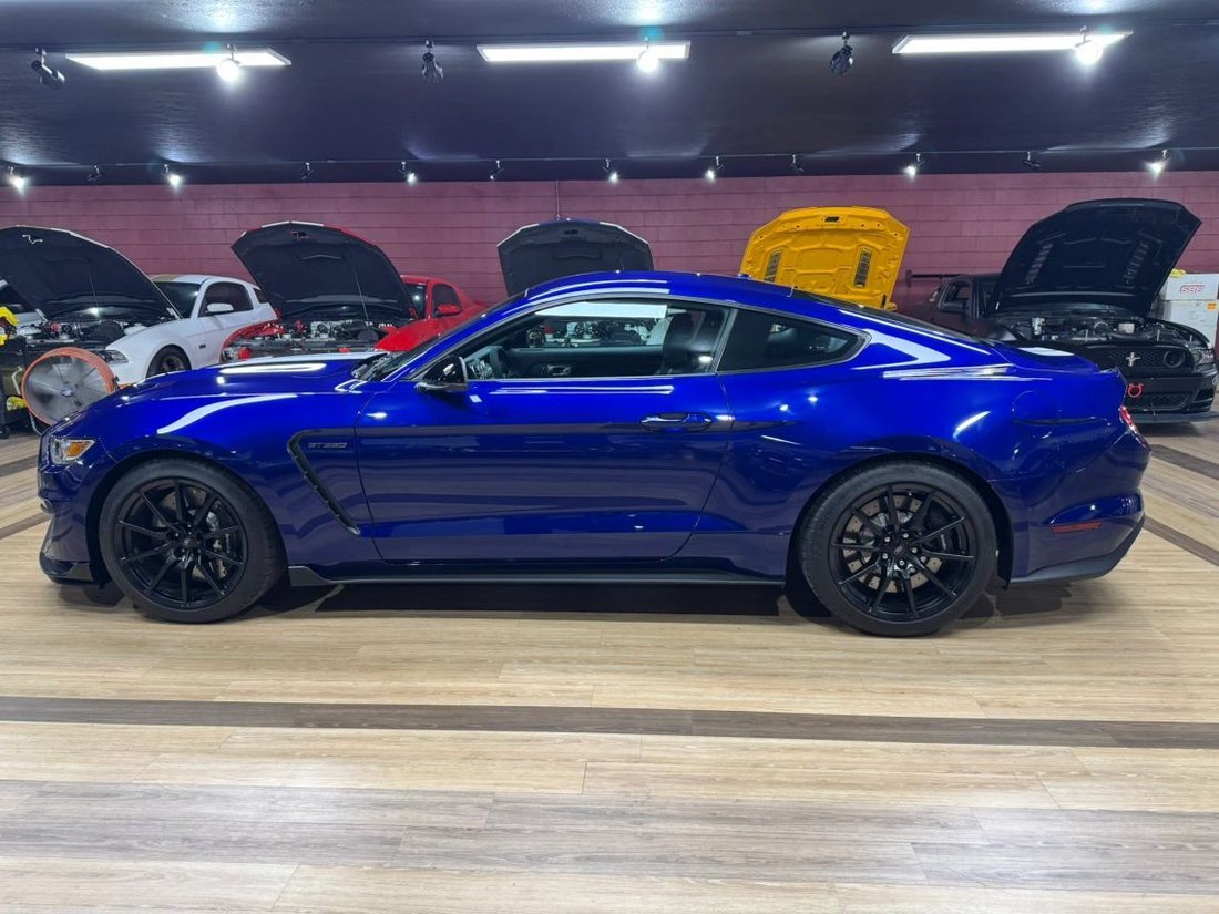 Coupe in Greenfield, IN, United States 4 - 18799211