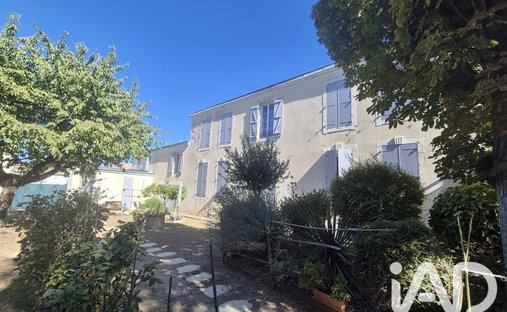 House in Bourgneuf, Nouvelle-Aquitaine, France 1