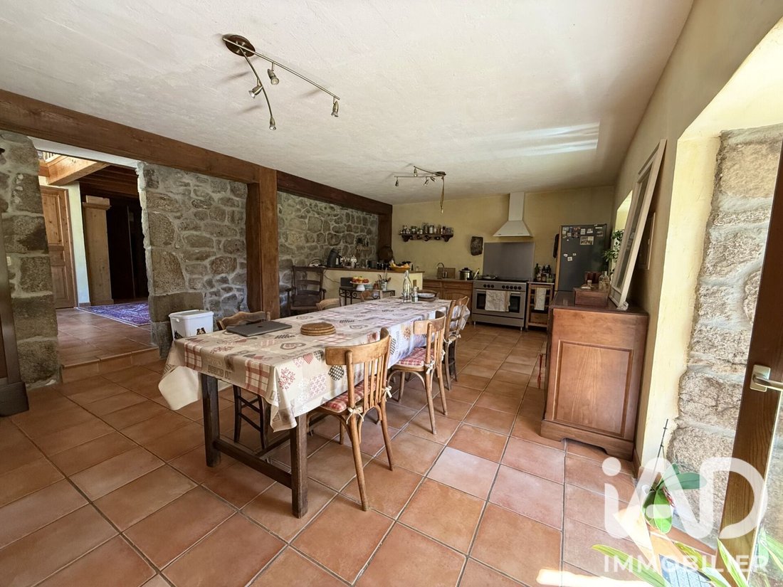 Casa en Marlhes, Auvernia-Ródano-Alpes, Francia 3 - 18830804