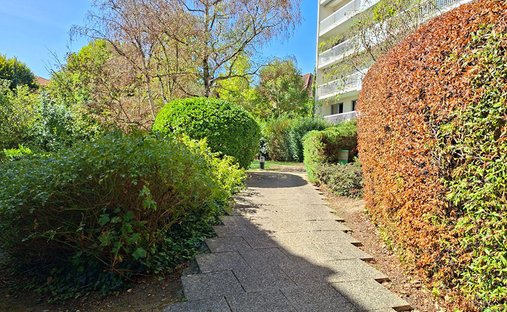 Appartement à Côte Saint Louis, Garches, France 1