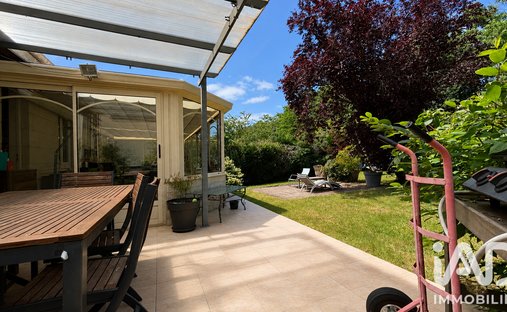 House in Gometz-la-Ville, Ile-de-France, France 1