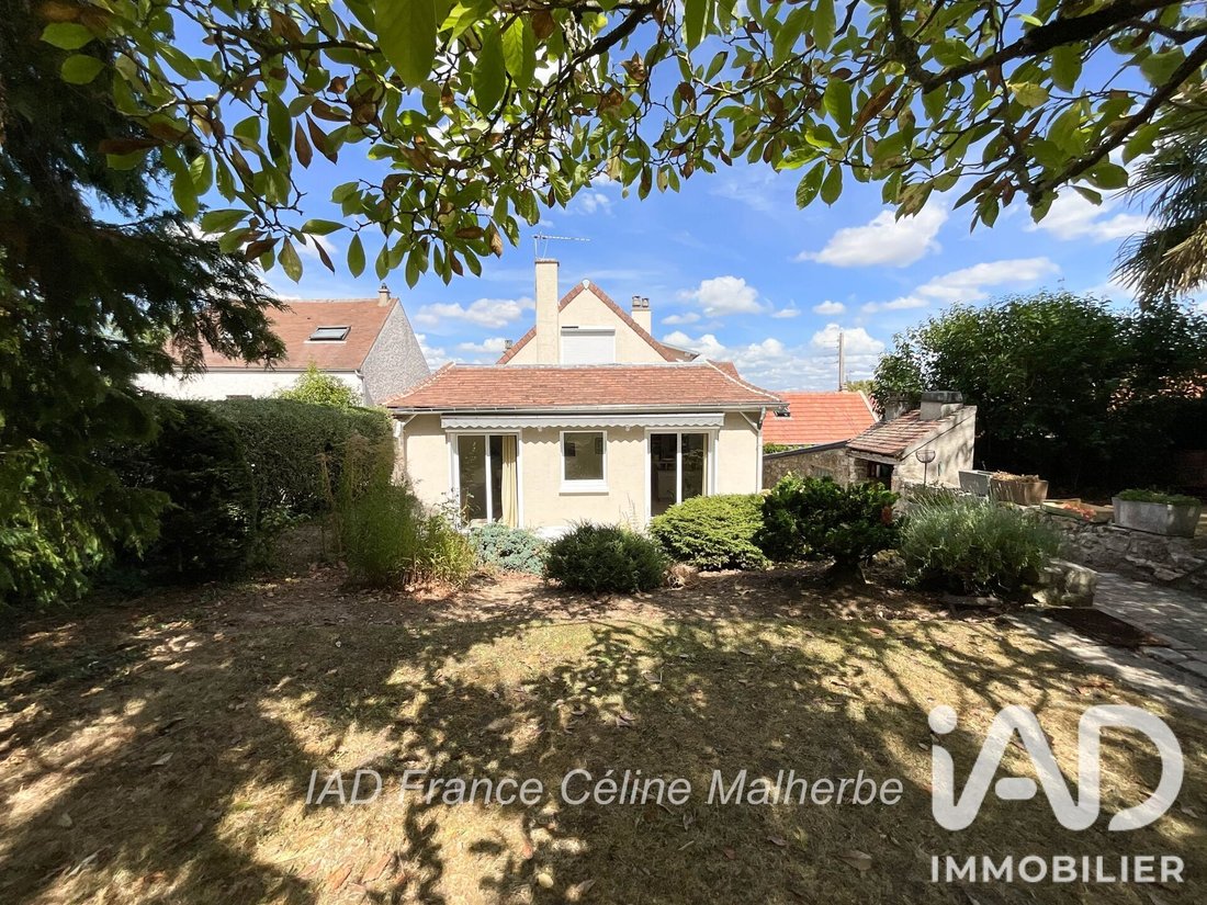 House in La Boissiere, Plaisir, France 2 - 18831104