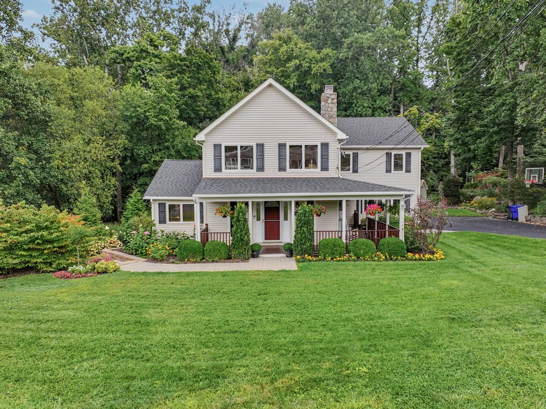 House in Danbury, Connecticut, United States 1 - 18828685