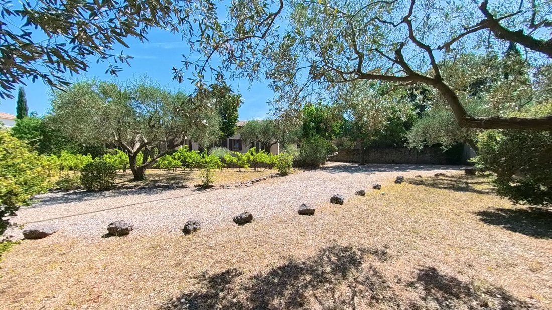 Villa à Uzès, Occitanie, France 4 - 18828243