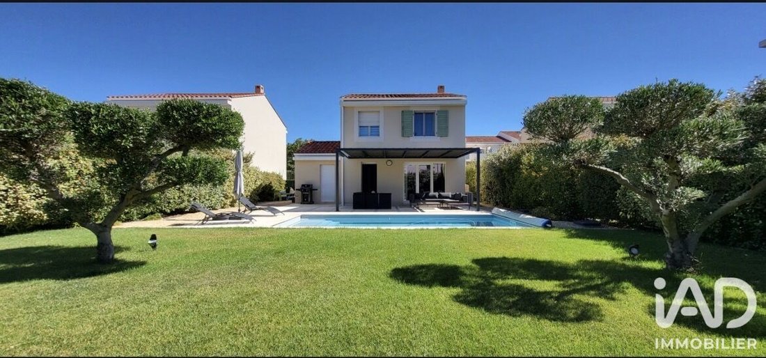House in Grans, Provence-Alpes-Côte d'Azur, France 2 - 18830882