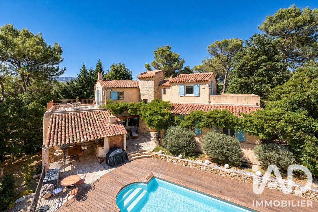 Casa en Peynier, Provenza-Alpes-Costa Azul, Francia 1 - 17884787
