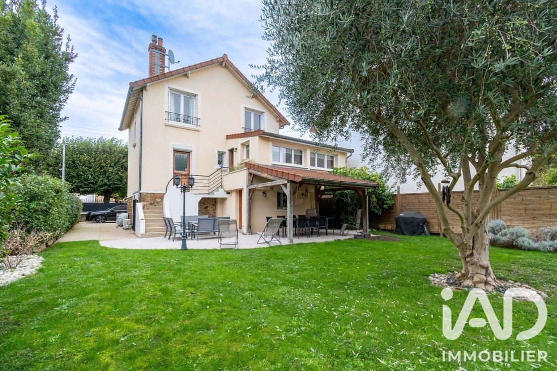 House in Faisanderie Bas-Gare, Villeneuve-le-Roi, France 1 - 18830884
