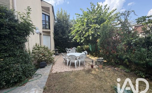 House in Centre, Chevilly-Larue, France 1