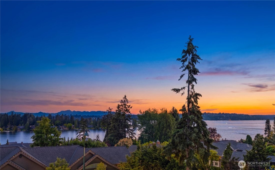 Casa a Bellevue, Washington, Stati Uniti 2 - 18828757