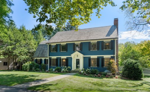House in Brookline, Massachusetts, United States 1