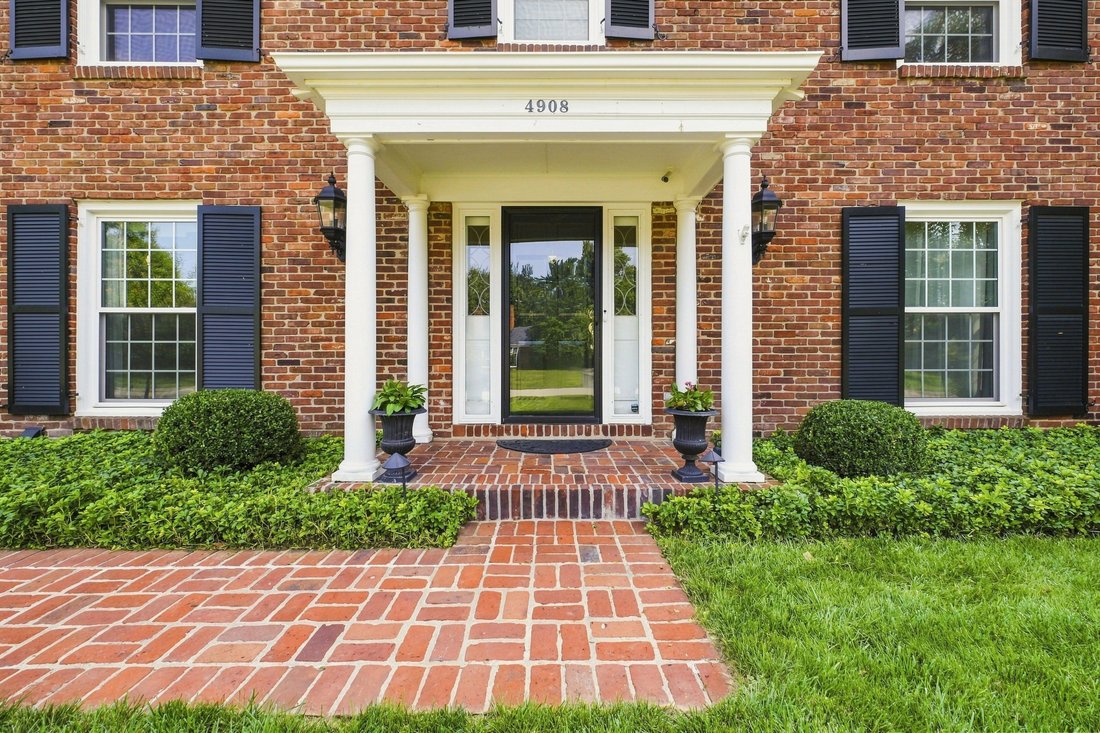 House in Watterson Park, Kentucky, United States 5 - 18828846