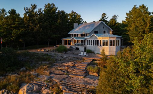 Carling, Ontario, Canada 1