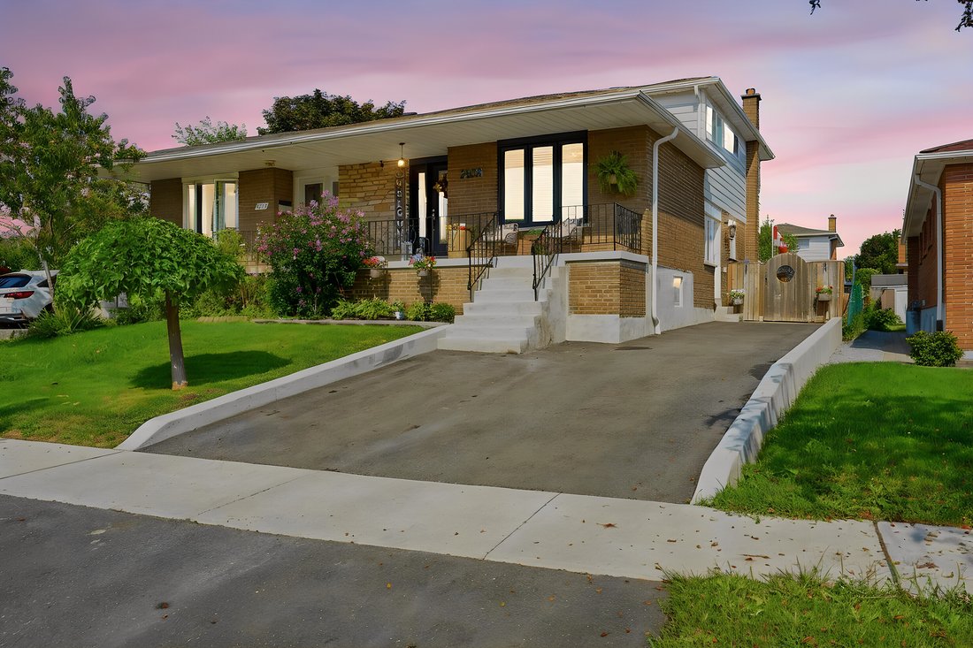 Haus in Mississauga, Ontario, Kanada 4 - 18828839