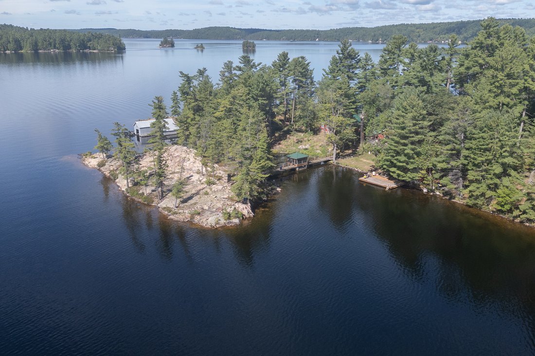 Greater Sudbury, Ontario, Canada 2 - 18828840