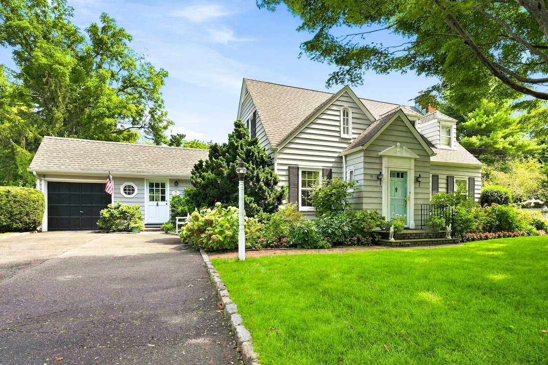 House in Locust Valley, New York, United States 2 - 18821272