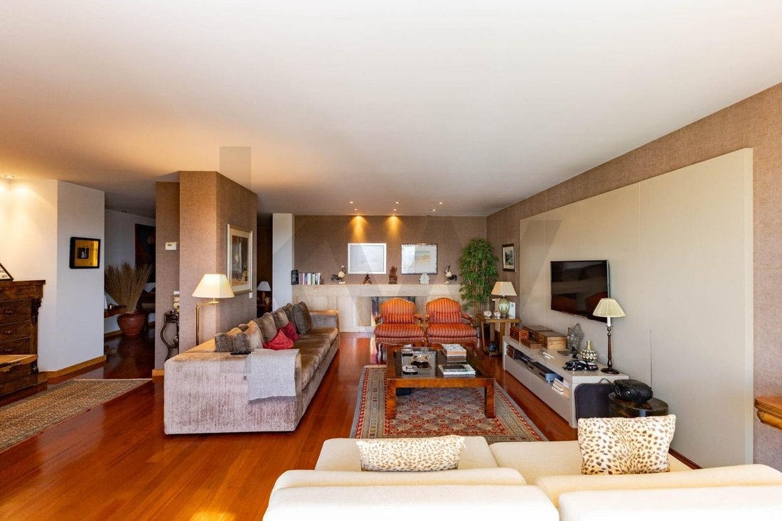 Apartamento en Aldoar, Foz do Douro y Nevogilde, Distrito de Oporto, Portugal 1 - 18830440