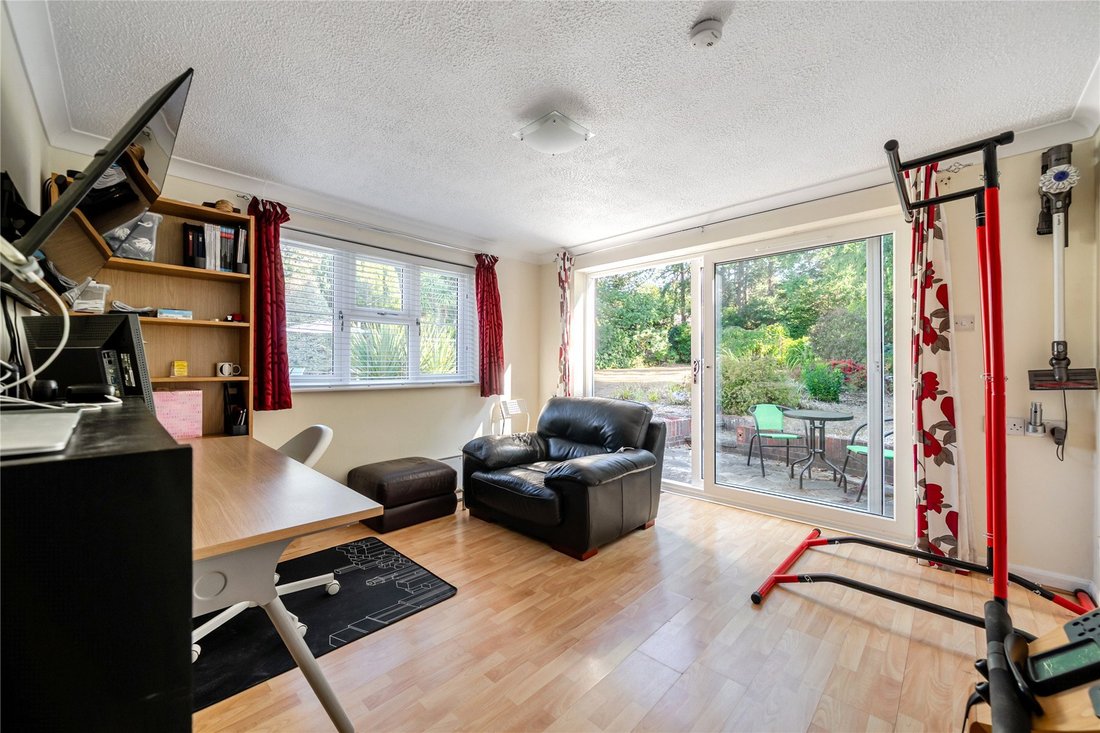 Haus in Crawley Hill, Surrey Heath, England 3 - 18829891