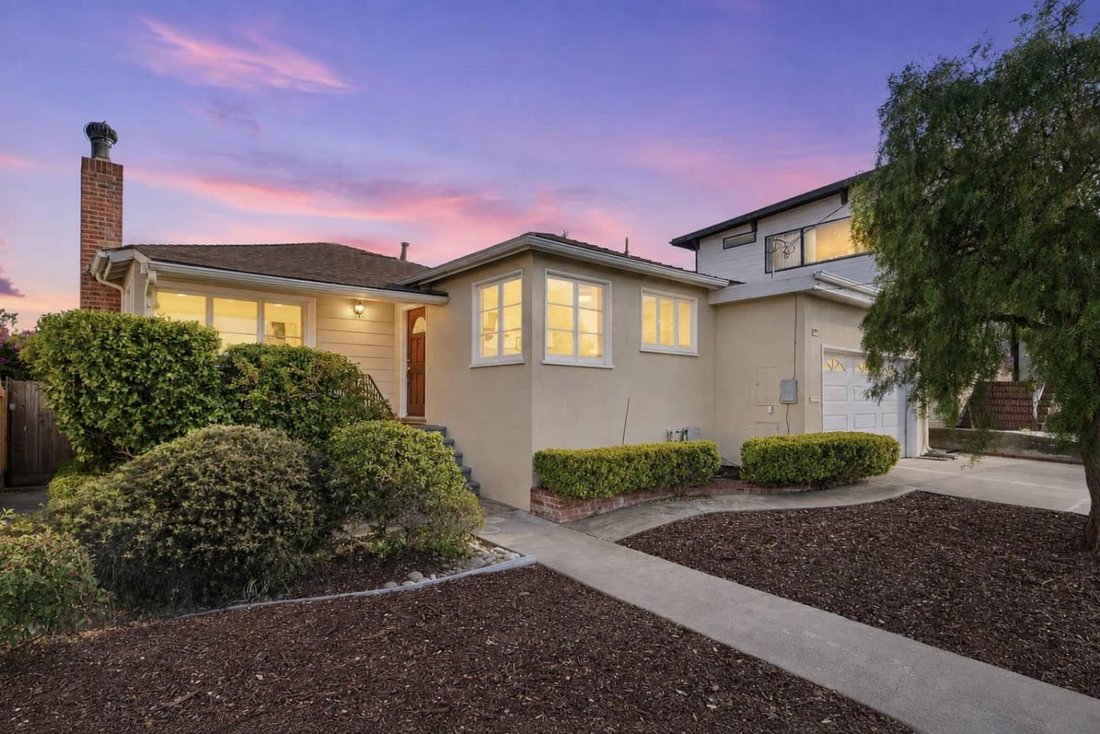 House in Millbrae, California, United States 1 - 18829578