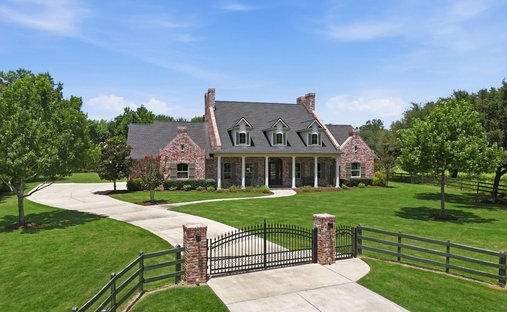House in Fulshear, Texas, United States 1