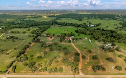 House in Paige, Texas, United States 1
