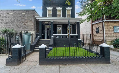 House in New York, New York, United States 1