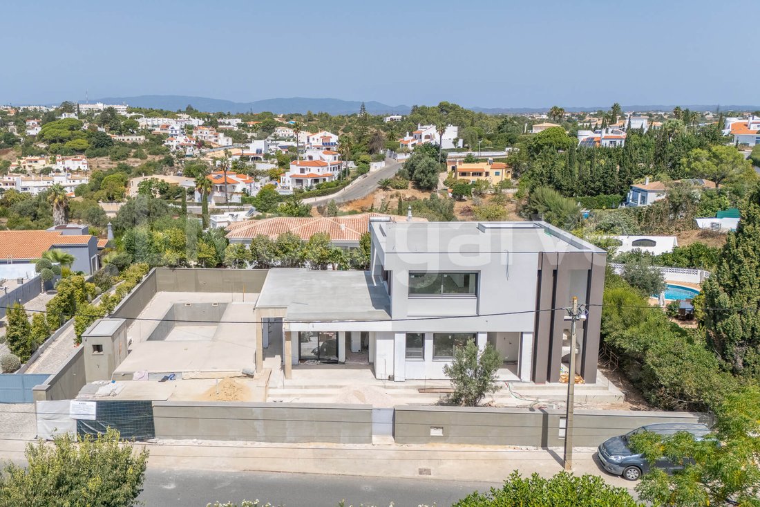 Villa en Carvoeiro, Algarve, Portugal 1 - 18829033