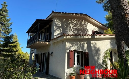Haus in Dionysos, Attika, Griechenland 1