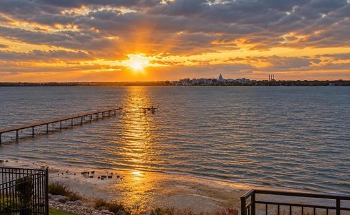 Eigentumswohnung in Monona, Wisconsin, Vereinigte Staaten 1