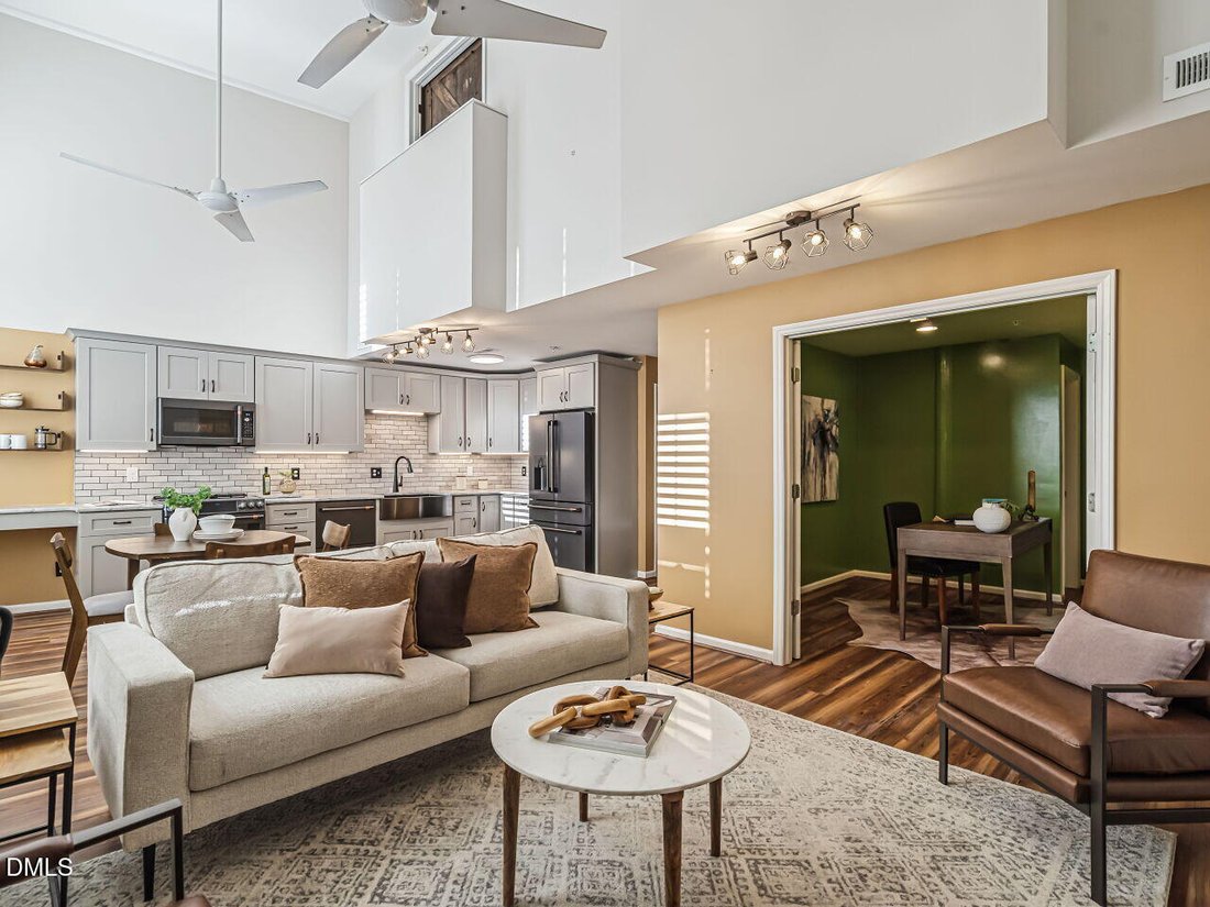 Condominio en Raleigh, Carolina del Norte, Estados Unidos 2 - 18830031