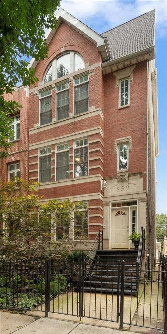 Condo in Chicago, Illinois, United States 1 - 18830087