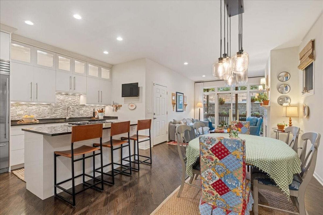Condo in Chicago, Illinois, United States 3 - 18830087